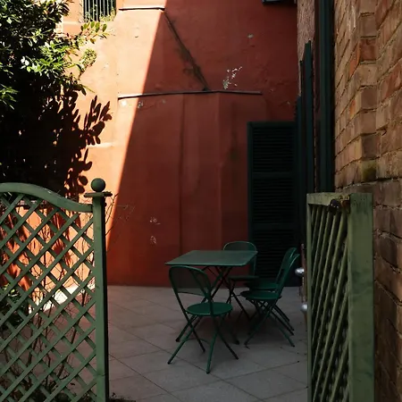 Castello Nel Cuore Del Centro Storico Di Ξενοδοχείο με διαμερίσματα Άστι
