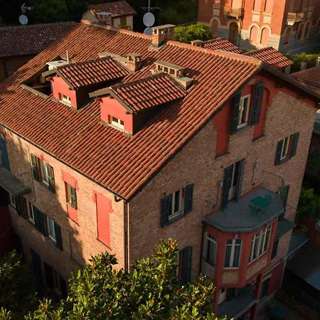 Castello Nel Cuore Del Centro Storico Di *